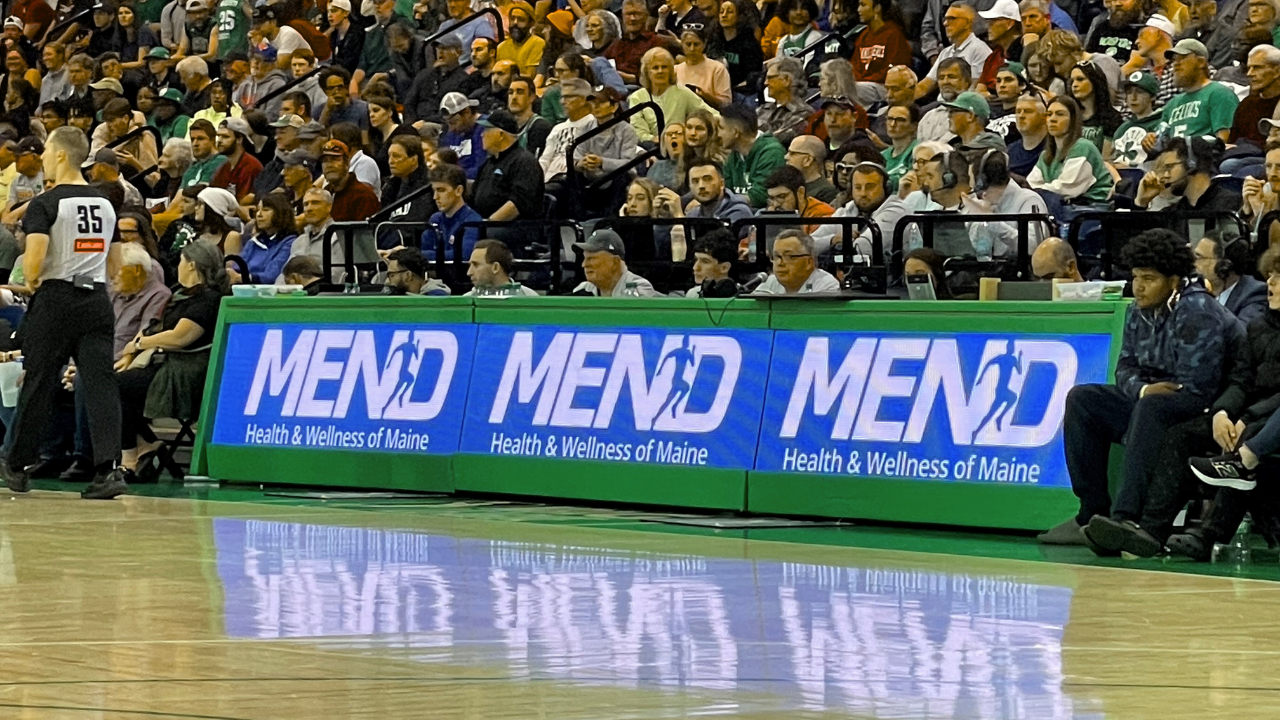 <i>Sports</i> <i>Chiropractic</i>